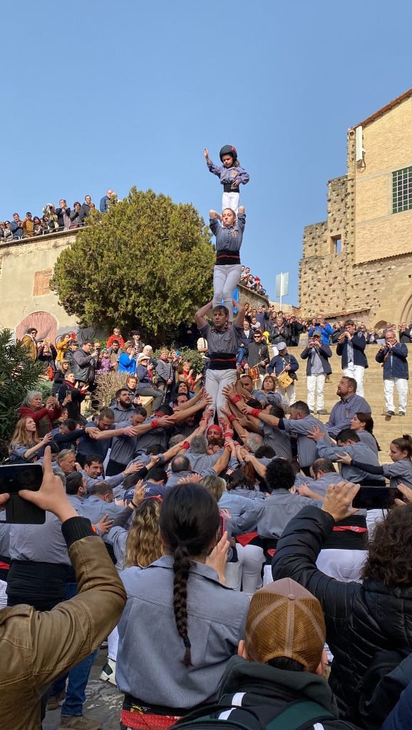 DOS PILARS MOLT EMOTIUS